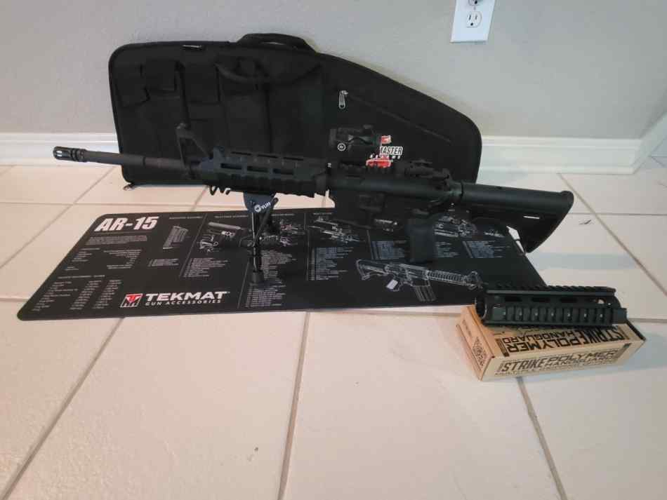 Bushmaster  XM15-E2S  