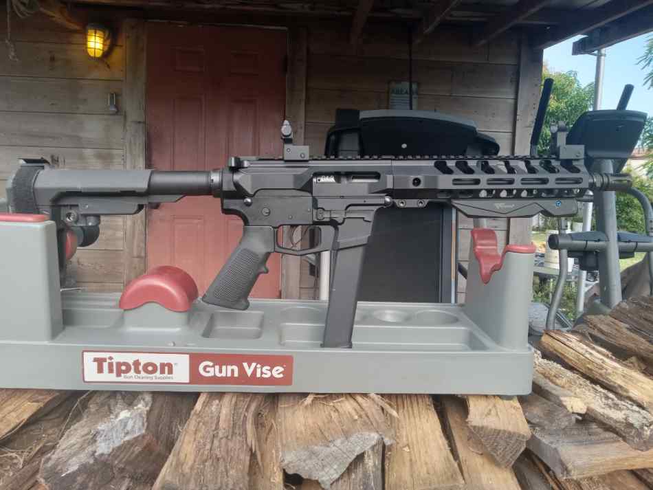 9MM ARG49 10" BBL, GLOCK MAGS, IRONS W LASER FLSHL