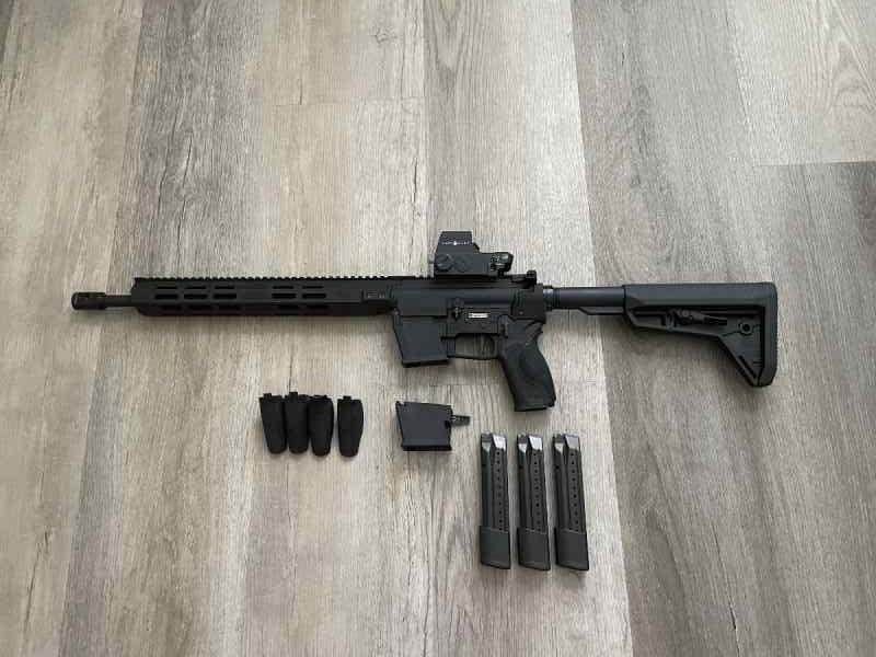 Smith&amp;Wesson 9mm Carbine