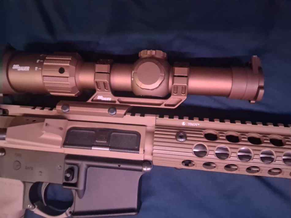 Vltor upper Troy rail sig 1/6 optic 