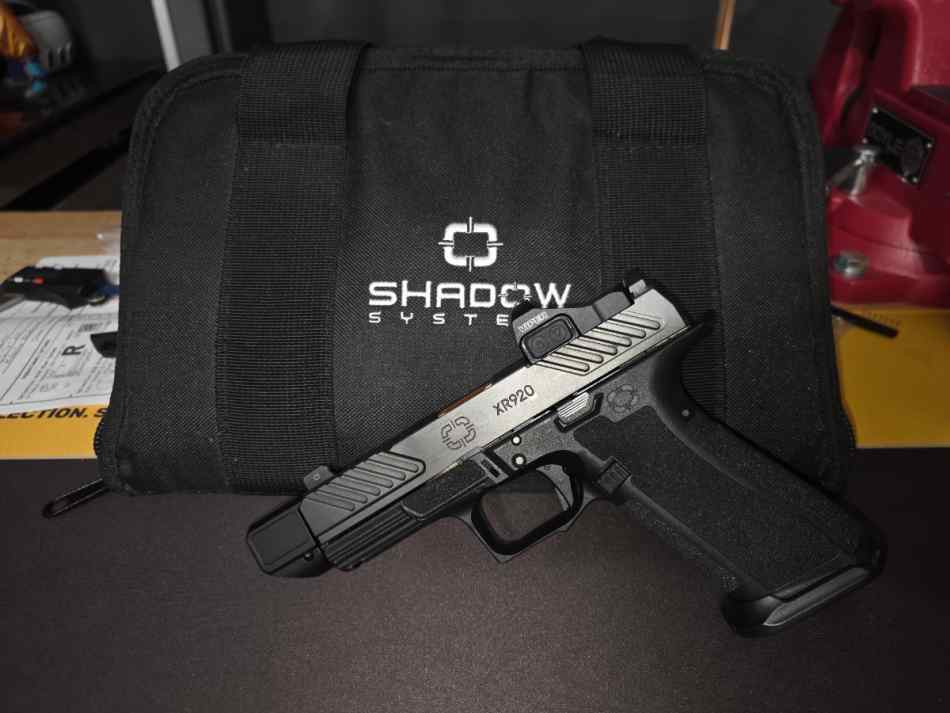 Shadow XR920 Combat